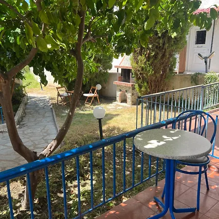 Indigo Agia Paraskevi (Kassandra)